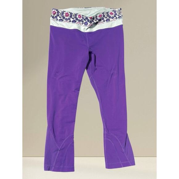 Lululemon Crop Leggings Bundle - Size 6- 4 Pairs Groove Run Inspire Mesh Floral - Picture 3 of 10
